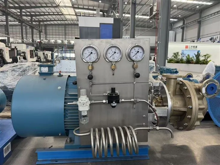 Pompă centrifugă criogenică cu cap înalt